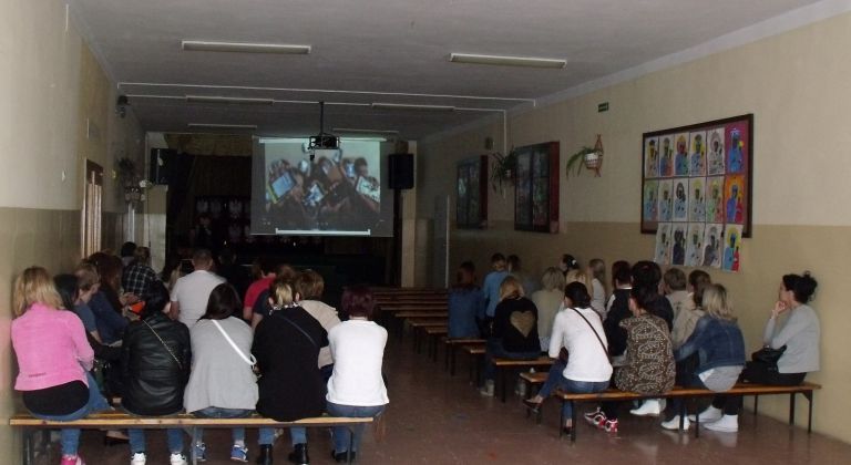 Spotkania informacyjne z rodzicami w ramach Projektu „Cyfrowobezpieczni.Pl” w SP nr 23 w Tarnowie