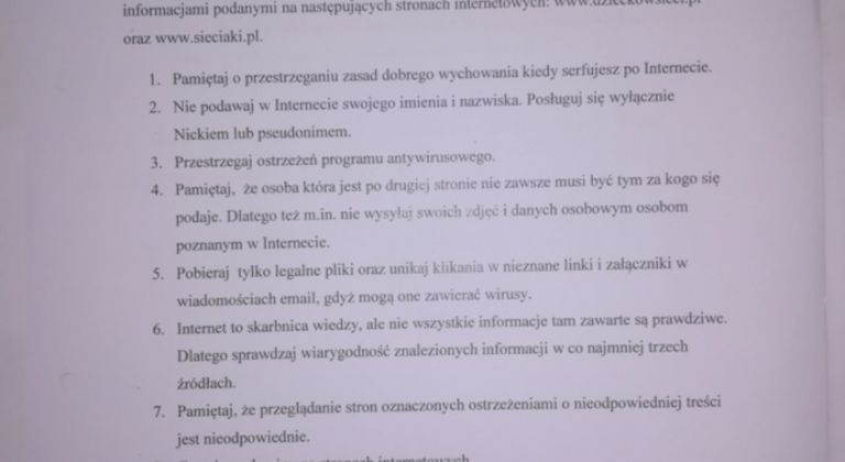 Szkolne zasady bezpiecznego korzystania z Internetu