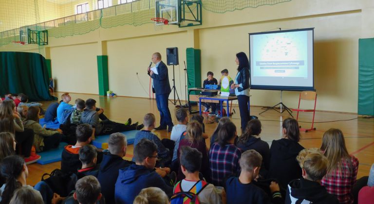 Szkolny Dzień Bezpieczeństwa Cyfrowego w Publicznym Gimnazjum im. Jana Pawła II w Krościenku nad Dunajcem