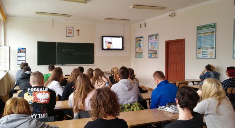 Lekcje o cyberbezpieczeństwie trwają w kolejnych klasach.