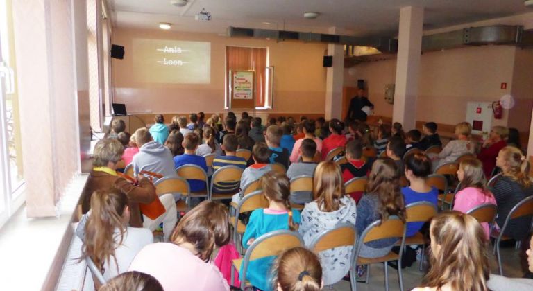 Szkolny Dzień Bezpieczeństwa Cyfrowego w Szkole Podstawowej w Waksmundzie