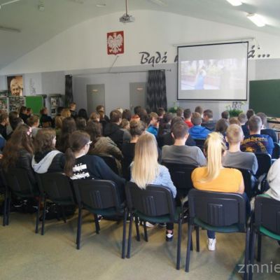 Szkolny Dzień Bezpieczeństwa Cyfrowego w ZSP im. Z. Herberta w Trzebiatowie