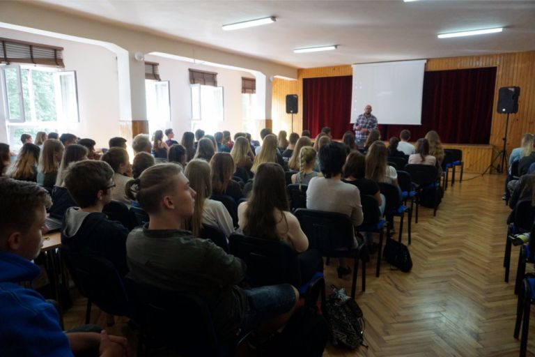 Bezpieczeństwo w Internecie i nie tylko - spotkanie z policją