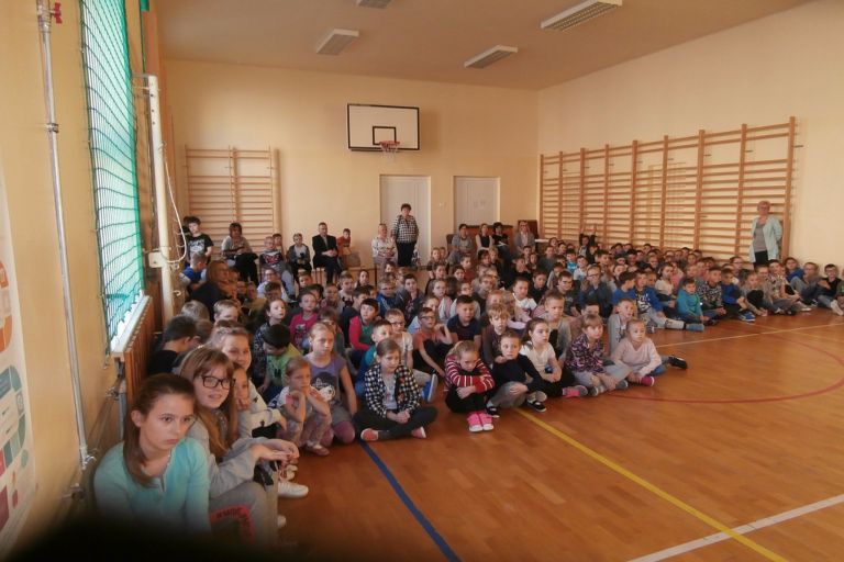 Szkolny Dzień Bezpieczeństwa Cyfrowego w Szkole Podstawowej Nr w Busku-Zdrój