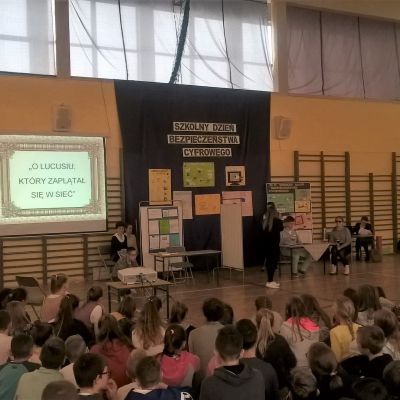 Szkolny Dzień Bezpieczeństwa Cyfrowego w Szkole Podstawowej nr 1 im. A. Mickiewicza w Wyszkowie