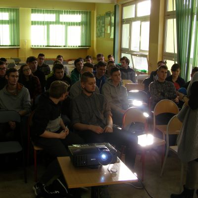 Szkolny Dzień Bezpieczeństwa Cyfrowego w Technikum w Zespole Szkół Ponadgimnazjalnych w Świeciu