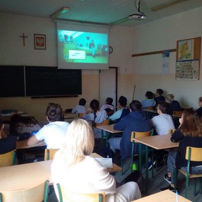 Szkolny Dzień Bezpieczeństwa Cyfrowego w Szkole Podstawowej nr 2 im. A. Fiedlera w Dębnie