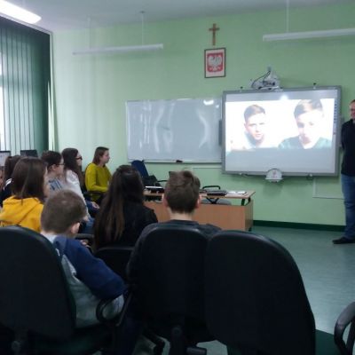 Spotkania szkolnego mentora cyfrowego bezpieczeństwa z uczniami