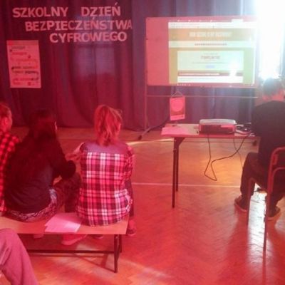 SDBC -  Publiczna Szkoła Podstawowa w Honiatyczach