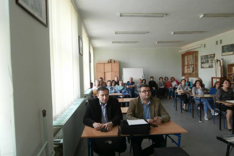 Szkolny Dzień Bezpieczeństwa Cyfrowego w V Liceum Ogólnokształcącym Specjalnym w Busku-Zdroju