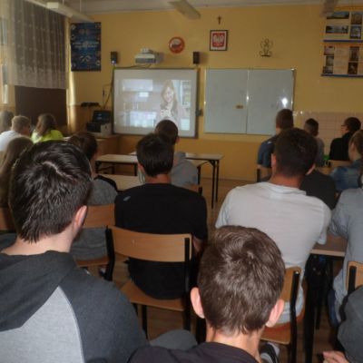 SDBC - Szkoła Podstawowa im. Mjr Henryka Dobrzańskiego pseud. "Hubal" w Dobromierzu (kl.VII)