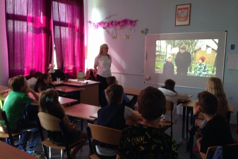 Szkolny Dzień Bezpieczeństwa Cyfrowego w Niepublicznej Szkole Podstawowej w Bibicach.