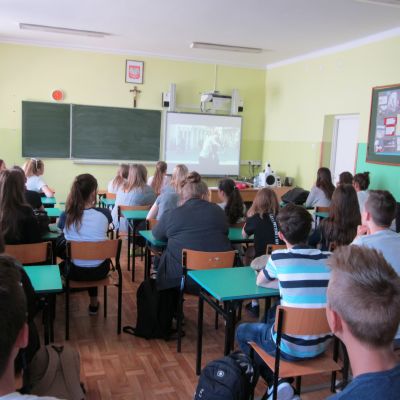 Szkolny Dzień Bezpieczeństwa Cyfrowego Publicznym Gimnazjum w Stawkach