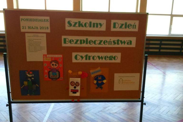 Szkoła Podstawowa nr 1 z Oddziałami Dwujęzycznymi i Sportowymi  im. Tadeusza Kościuszki w Lidzbarku