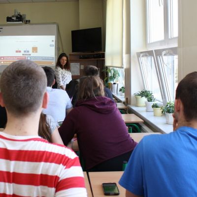 Szkolny Dzień Bezpieczeństwa Cyfrowego w Publicznym Technikum w CKZiU im. św. Jana Pawła II w Łapanowie