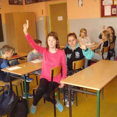 „Bezpieczeństwo w kontakcie z innymi użytkownikami” - klasa Va