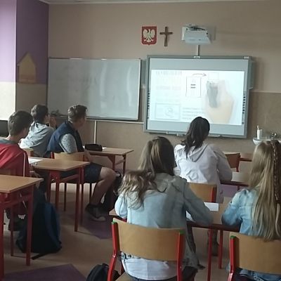 SDBC - Gimnazjum im. Królowej Jadwigi w Lipiu