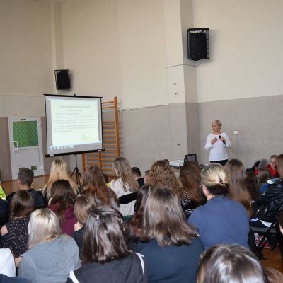 Szkolny Dzień Bezpieczeństwa Cyfrowego w Zespole Szkół Zawodowych nr 4