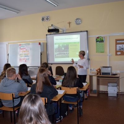 Szkolny Dzień Bezpieczeństwa Cyfrowego w Zespole Szkół Zawodowych nr 4