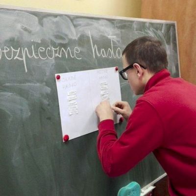 Hasła, loginy - bezpieczne logowanie