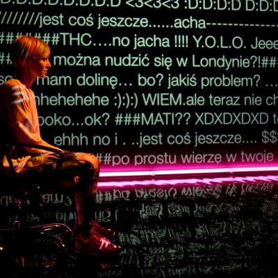 Spektakl w toruńskim teatrze "Cyber Cyrano"