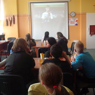 Szkolny Dzień Bezpieczeństwa Cyfrowego w Szkole Podstawowej w Zespole Edukacyjnym w Podmokłach Małych