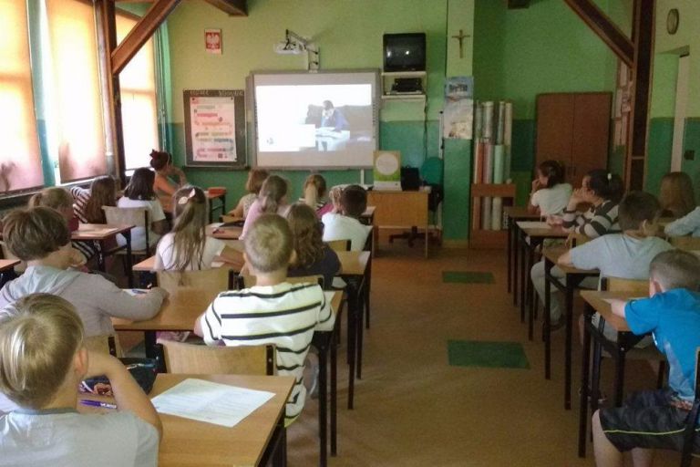 Szkolny Dzień Bezpieczeństwa Cyfrowego w Szkole Podstawowej nr 3 w Łazach